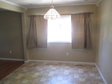 313 Lakewood Dr, Jacksonville, NC 28546 - photo 5