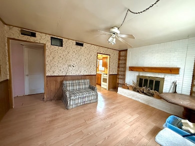 1105 Prairie View Dr, Rantoul, IL 61866 - photo 2