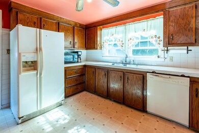 21 Public St, Manchester, NH 03103 - photo 5