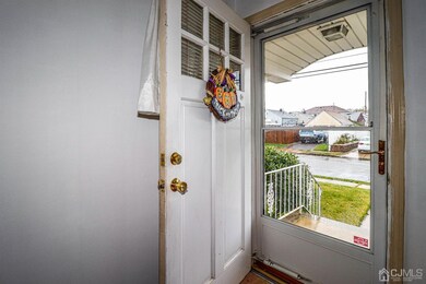 46 Larch St, Port Reading, NJ 07064 - photo 4