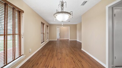 10503 Sagepine Ln, Houston, TX 77089 - photo 5