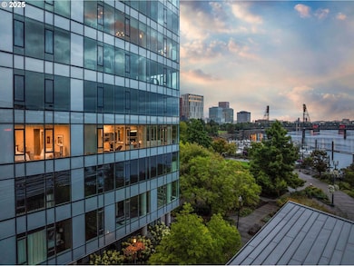 The Strand unit N402, Portland, OR 97201 - photo 2