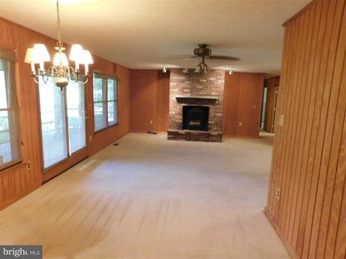 195 Placid Rd, Colonial Beach, VA 22443 - photo 4