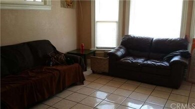 SFR living Roon
