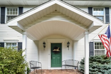 004-Front_Entrance-4710942-medium