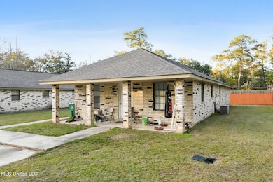 2204 S McGeehee Ln, Picayune, MS 39466 - photo 6