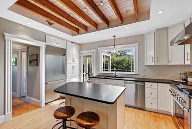 3 Cypress St, Marblehead, MA 01945 - photo 4