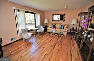 1 Zev Ct, Monmouth Junction, NJ 08852 - photo 6