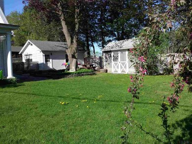 35 Coolidge Ave, Troy, NY 12180 - photo 4