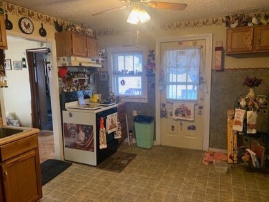 400 Center St, Columbus, IN 47201 - photo 3