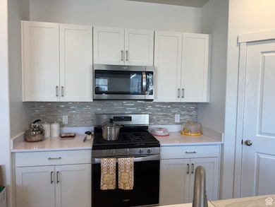 3852 S Mcelroy Rd, Magna, UT 84044 - photo 6