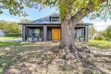 403 S Lane St, Decatur, TX 76234 - photo 2