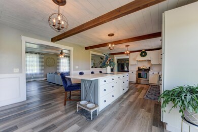 09 Kitchen