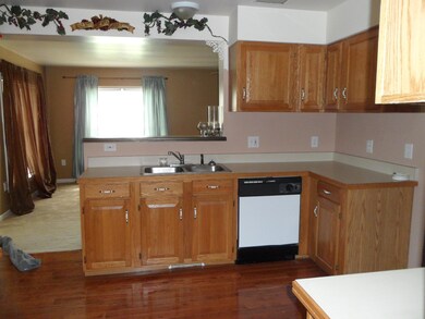 204 Westmoreland Crt Occ status 026