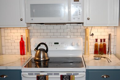 605 Forest Ridge Dr, Mount Washington, KY 40047 - photo 7