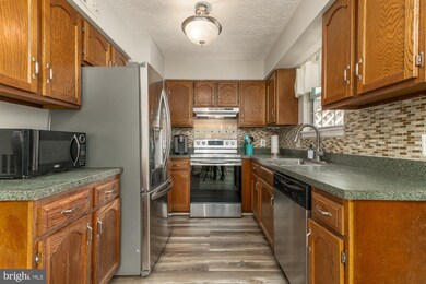 12015 Winding Creek Way, Germantown, MD 20874 - photo 6