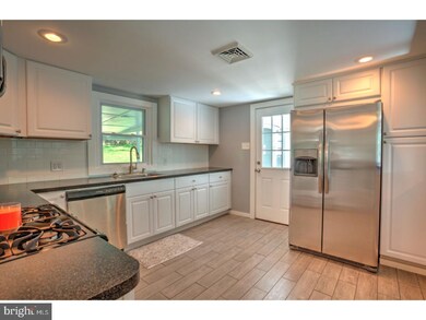 1050 Levengood Rd, Pottstown, PA 19464 - photo 6