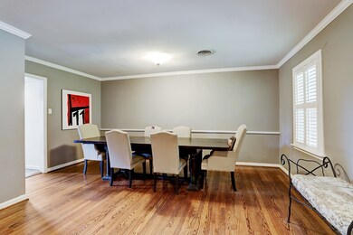 8729 Fairbend St, Houston, TX 77055 - photo 4