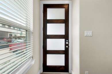 9012 Lonestar Creekbend Ln, Houston, TX 77080 - photo 4