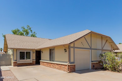 931 W Emelita Cir, Mesa, AZ 85210 - photo 2