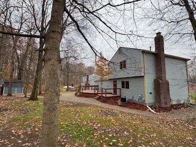 4864 Honeysuckle Blvd, Columbus, OH 43230 - photo 3