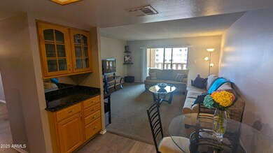 Kitchen w/Dining