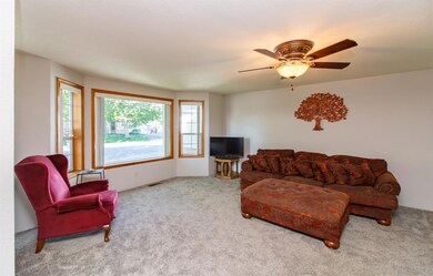 464 Vincent Ave, Central Point, OR 97502 - photo 5