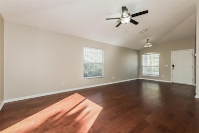 1301 E Curtis St, Tampa, FL 33603 - photo 5