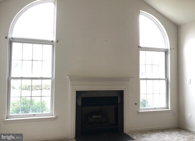 812 Persimmon Ln unit V145, Langhorne, PA 19047 - photo 3