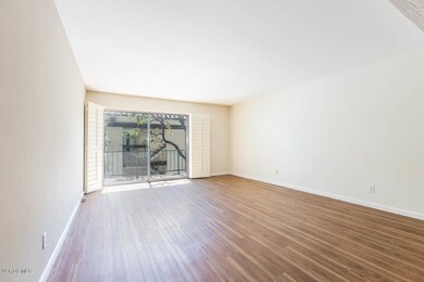 04-5460 White Oak Ave by Stan Rector, Re