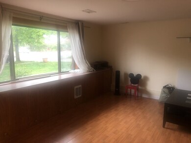 34 Broadlawn Dr unit 1, Chestnut Hill, MA 02467 - photo 2