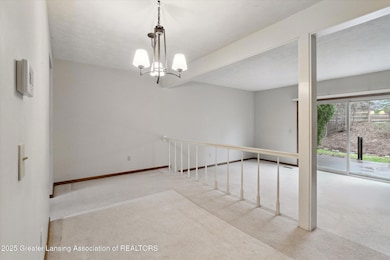 5-1354-Chartwell-Carriage-Way-N-East-Lan