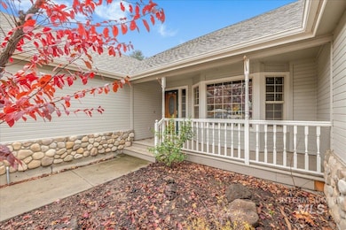 852 N Player Ave, Eagle, ID 83616 - photo 4