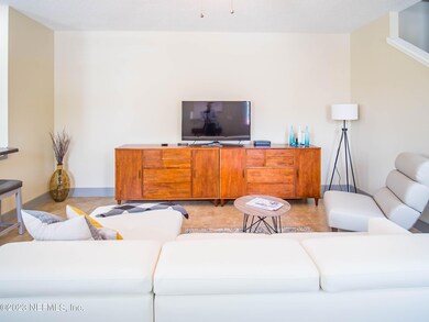 8849 Inlet Bluff Dr, Jacksonville, FL 32216 - photo 5