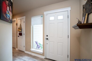 38645 SW Elderberry St, Scio, OR 97374 - photo 3