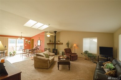 576 Spencer Rd, Toledo, WA 98591 - photo 4