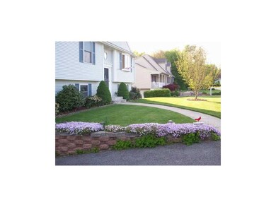 30 Village Way, North Smithfield, RI 02896 - photo 2