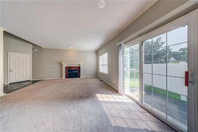 9117 Boehm Dr, Lenexa, KS 66219 - photo 6
