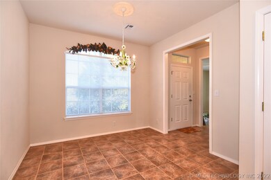eat in kitchen/breakfast nook