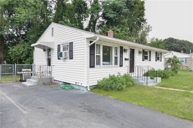 171 Burbank Dr, Warwick, RI 02886 - photo 3