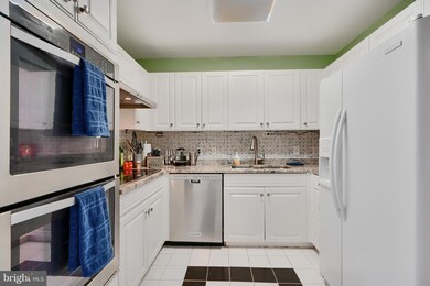 The Towers at Harbor Court unit 706, Baltimore, MD 21202 - photo 7