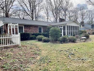 206 Hollingswood Dr unit 53-56, Statesville, NC 28625 - photo 5