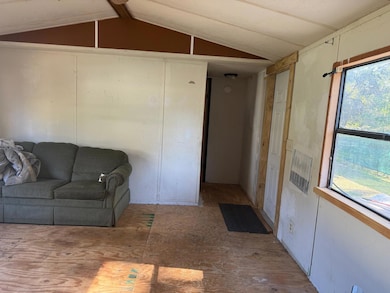 836 Cr 481w, Lake Panasoffkee, FL 33538 - photo 5