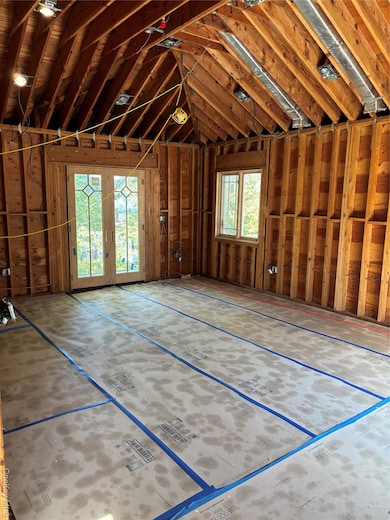 254-04 W End Dr, Flushing, NY 11362 - photo 3