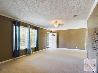 CAM01658G0-PR0153-STILL006