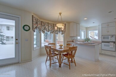 Kitchen Breakfast Nook