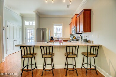 5154 Exton Park Loop-large-007-008-Kitch