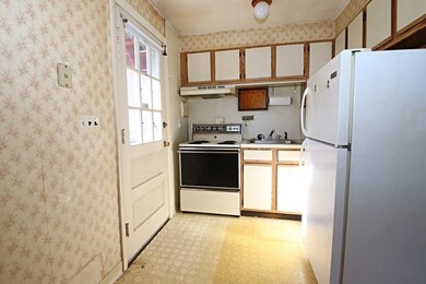 14 Austin Ct unit C, Saugus, MA 01906 - photo 5