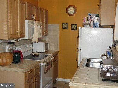 7537 Purdue Ct unit 18, Manassas, VA 20109 - photo 4