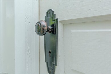 204 Gate St, High Point, NC 27263 - photo 7